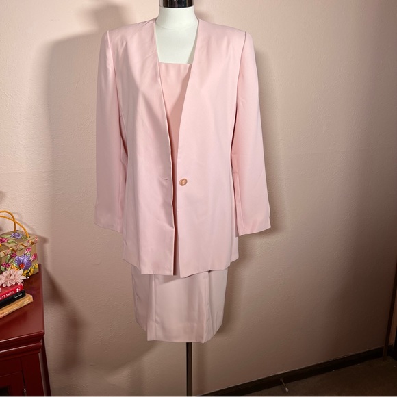 Liz Claiborne Dresses & Skirts - Vintage 1990 Liz Claiborne Pale Pink Sheath Dress Oversized Jacket Minimalist 8